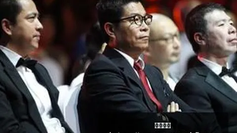 韦德夫妇校园行开云体育app下载：共赴内布拉斯加大学橄榄球赛激情现场